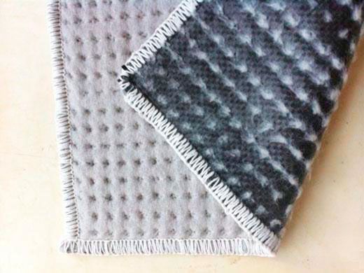 膨潤(rùn)土防水毯